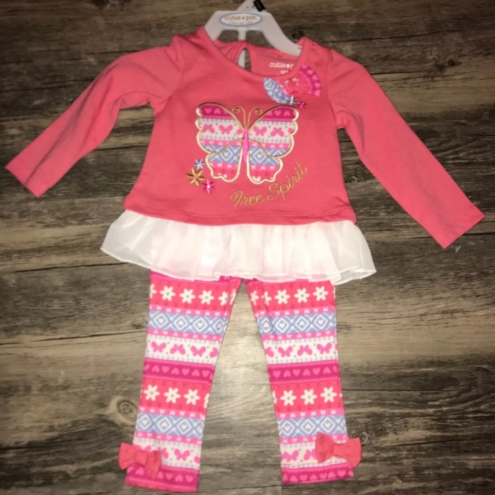 New with tags.Cutie pie 12 months baby girl outfit